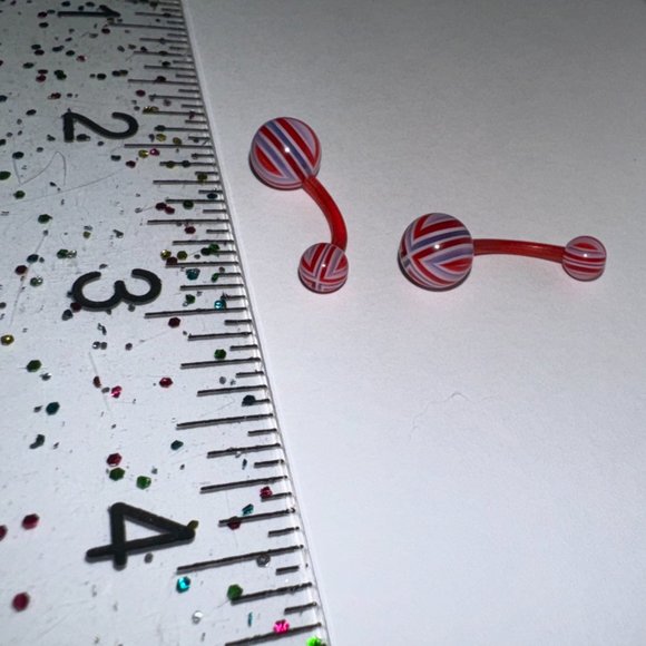 14 Gauge Red, White, and Purple Flag Design Belly Ring - Picture 8 of 13